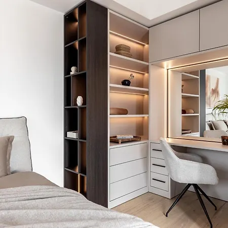 شقة Stylish Waterfront With Lounge Terrace & Sauna *