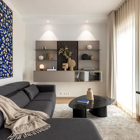 Stylish Waterfront With Lounge Terrace & Sauna شقة *