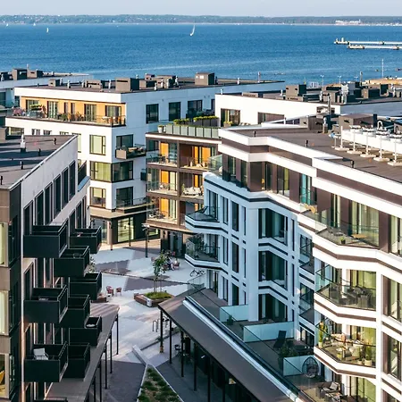 Appartamento Stylish Waterfront With Lounge Terrace & Sauna Reval