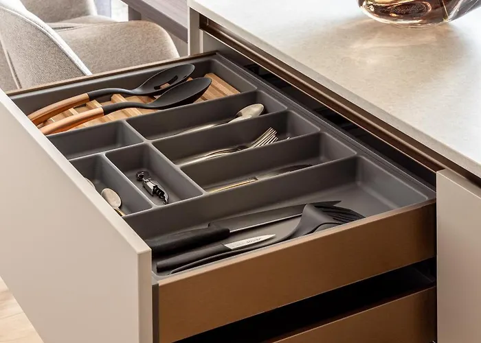 Stylish Waterfront With Lounge Terrace & Sauna Lejlighed *