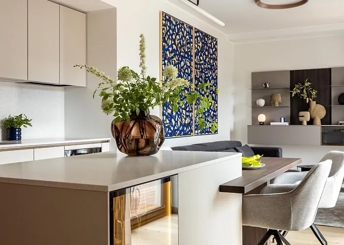 Stylish Waterfront With Lounge Terrace & Sauna Appartement